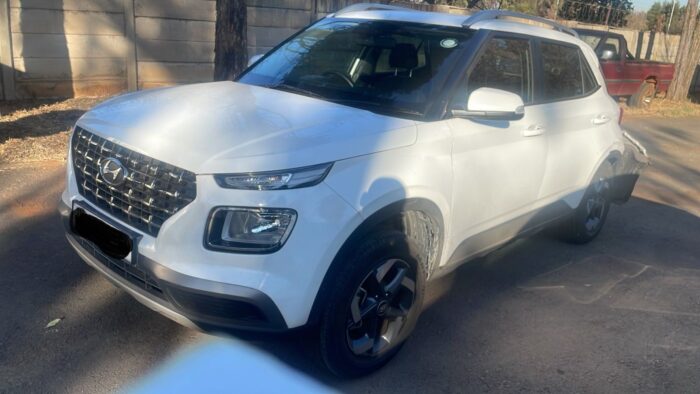 HYUNDAI VENUE 1.0 - Image 5