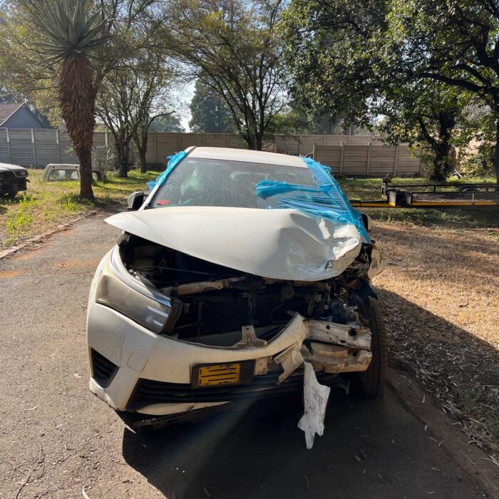 TOYOTA COROLLA 4D