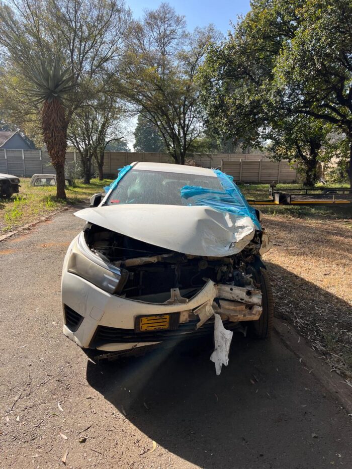 TOYOTA COROLLA 4D