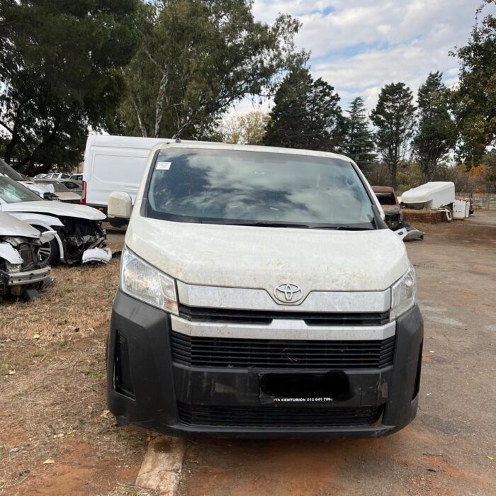 TOYOTA QUANTUM 2.8 PANELVAN