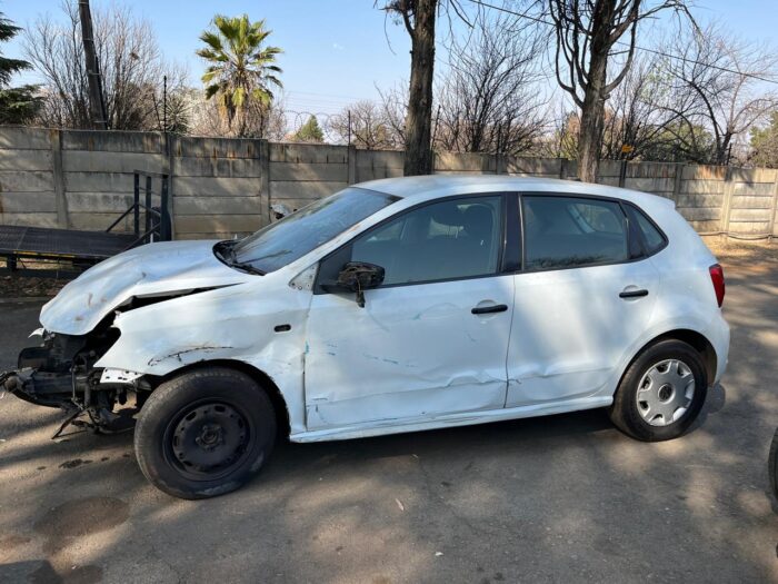 VOLKSWAGEN POLO 1.4 TDI TRENDLINE - Image 6