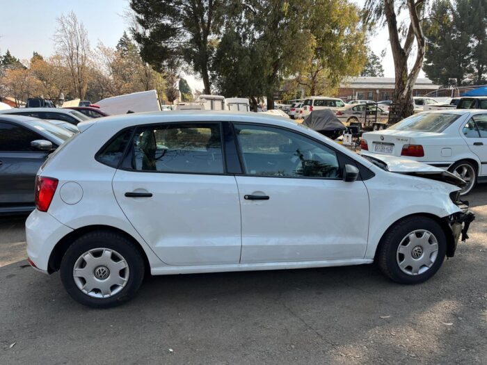 VOLKSWAGEN POLO 1.4 TDI TRENDLINE - Image 5