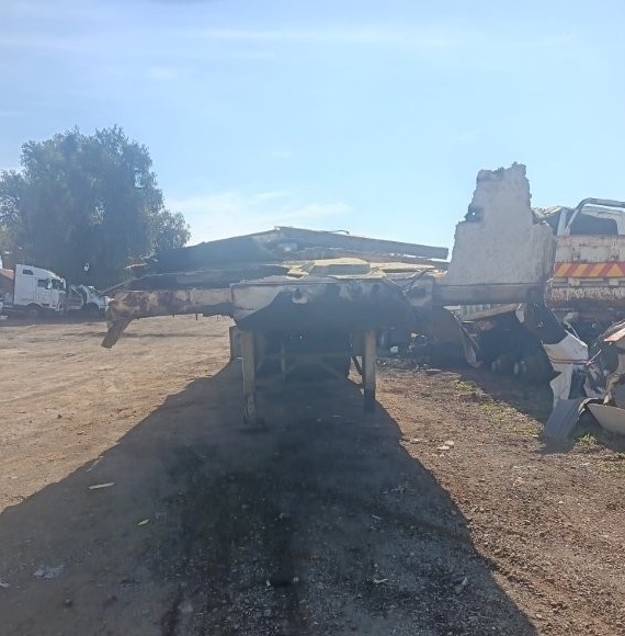 SERCO 13.6M TANDEM SEMI