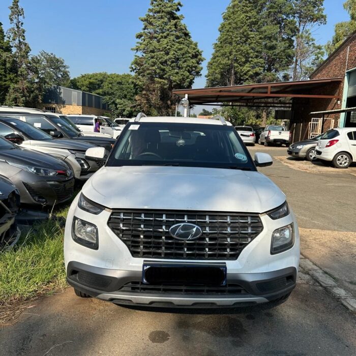HYUNDAI VENUE