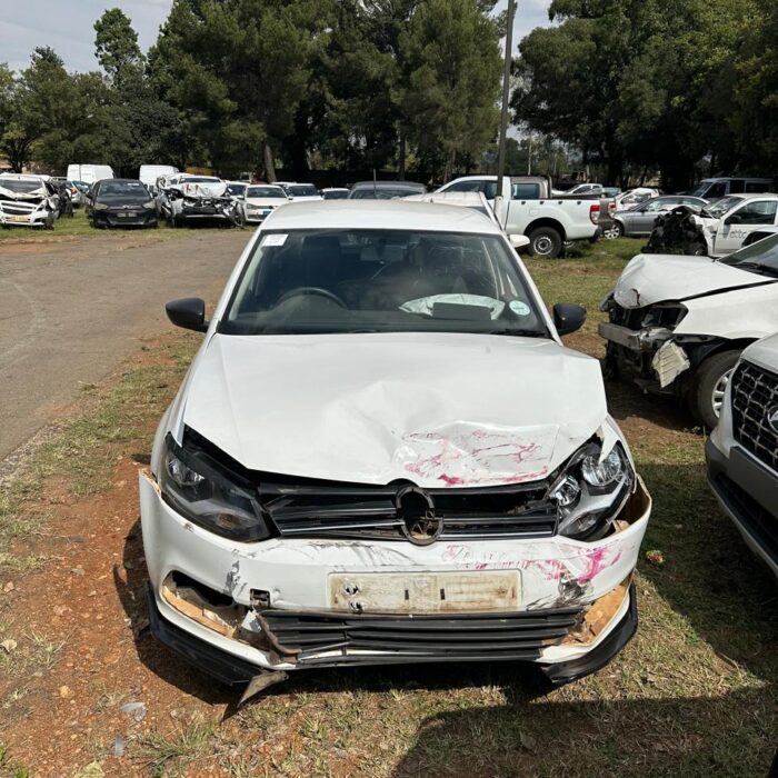 VOLKSWAGEN POLO VIVO