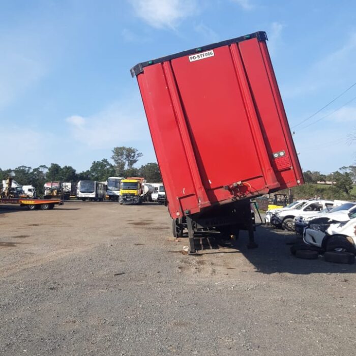 AFRIT FRONT TAUTLINER