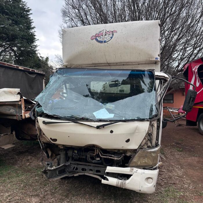 HINO 300